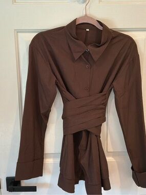 Women’s Brown Button-Front Wrap Detail Shirt NWOT